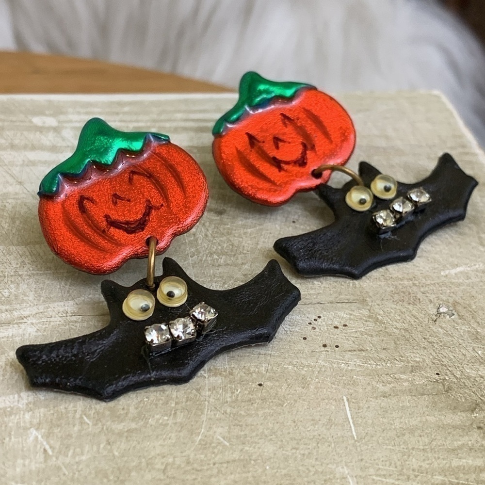 Handmade Vintage Pumpkin Bat Halloween Post Earrings With Original Box